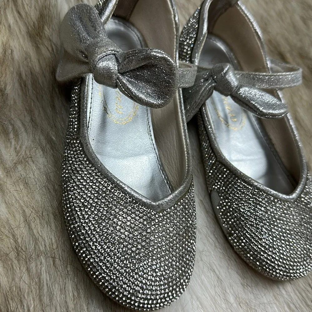 Silver Princess Kids Shoes with Bow, Size 11.5,  Velcro strap